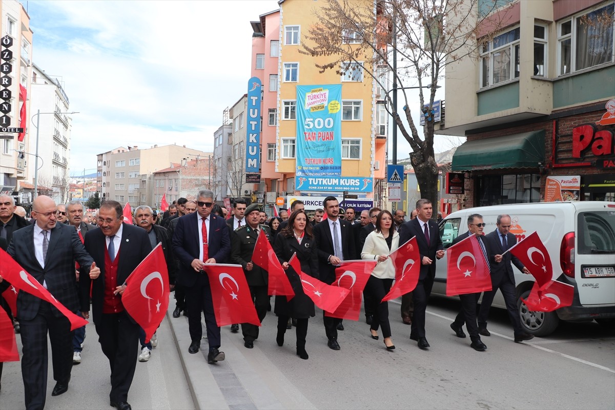 Büyük Önder Mustafa Kemal Atatürk'ün Burdur gelişinin 95. yıl dönümü kentte yürüyüş ve törenle...