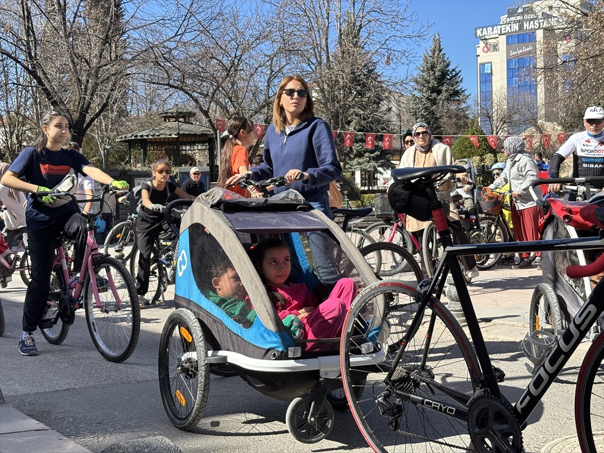 Çankırı 18 Vites Bisiklet ve Doğa Sporları Kulübünce, 8 Mart Dünya Kadınlar Günü dolayısıyla...