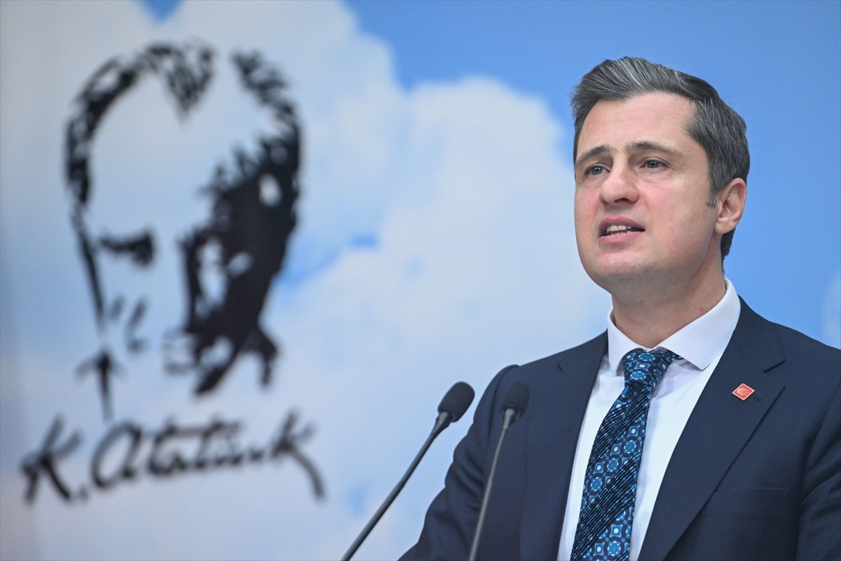 CHP Genel Başkan Yardımcısı ve Parti Sözcüsü Deniz Yücel (fotoğrafta), partisinin Merkez Yönetim...