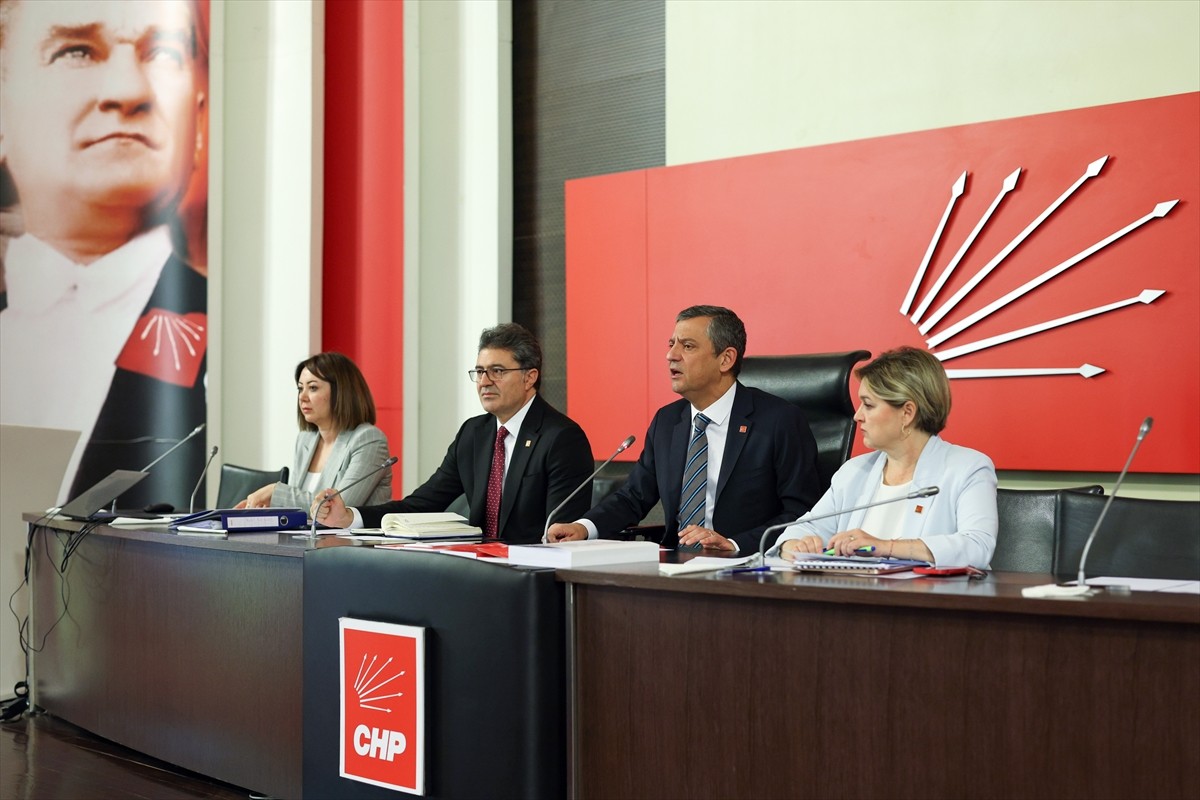 CHP Parti Meclisi (PM) toplantısı, İstanbul Büyükşehir Belediye Başkanlığı görevinden...