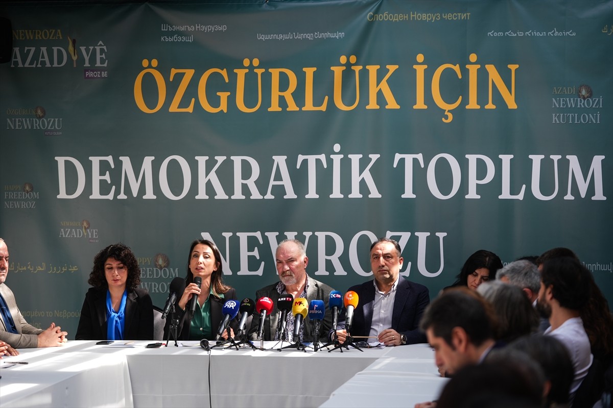 DEM Parti Eş Genel Başkanı Tülay Hatimoğulları, Halkların Demokratik Kongresi (HDK) tarafından...