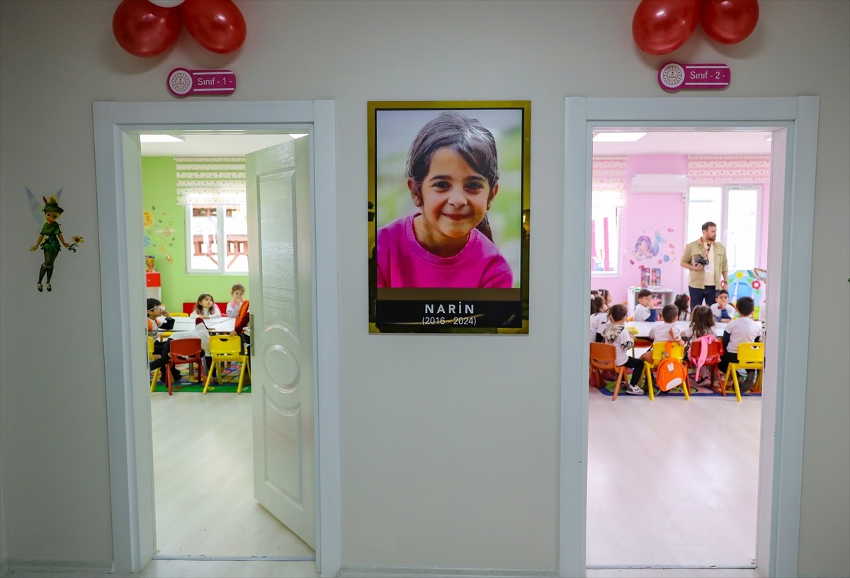 Diyarbakır'ın merkez Bağlar ilçesinde Çocuklar Gülsün Diye Derneğince yaptırılan Narin Anaokulunun...