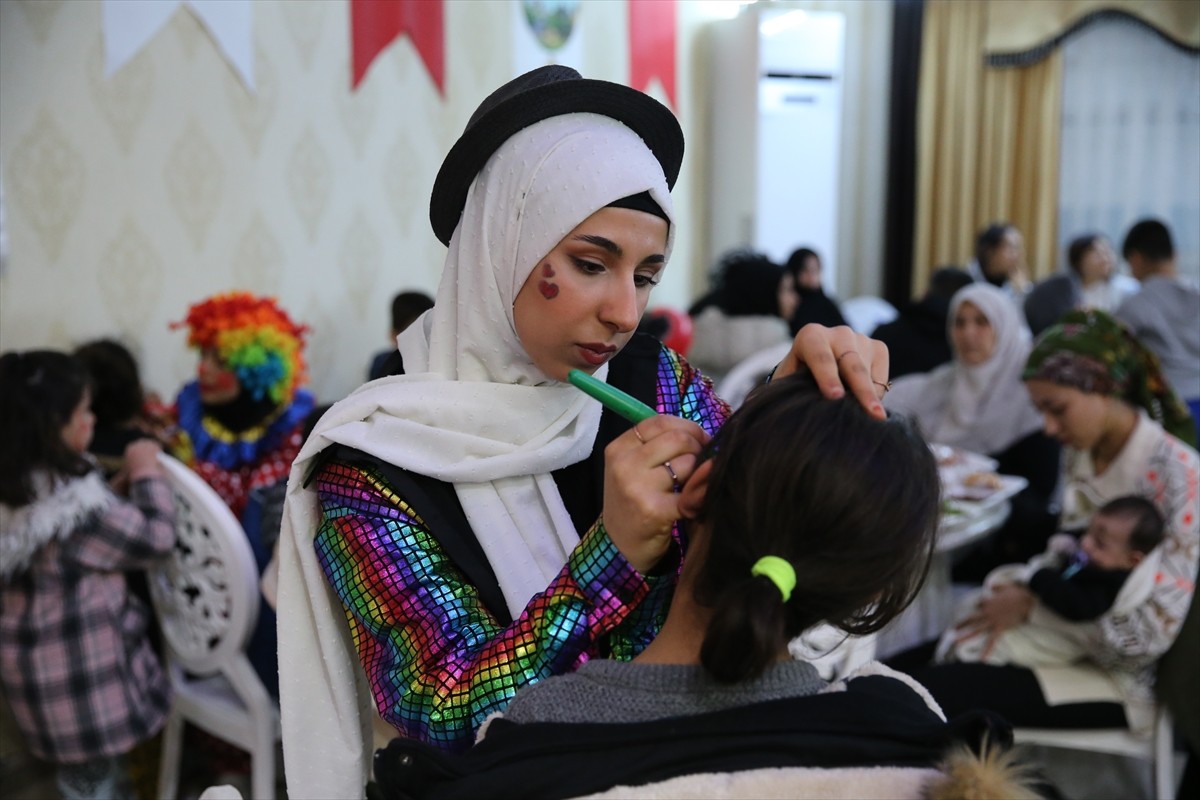 Diyarbakır Vakıflar Bölge Müdürlüğünce "Sofralarımıza Bereket, Gönüllerimize Merhamet" temasıyla...