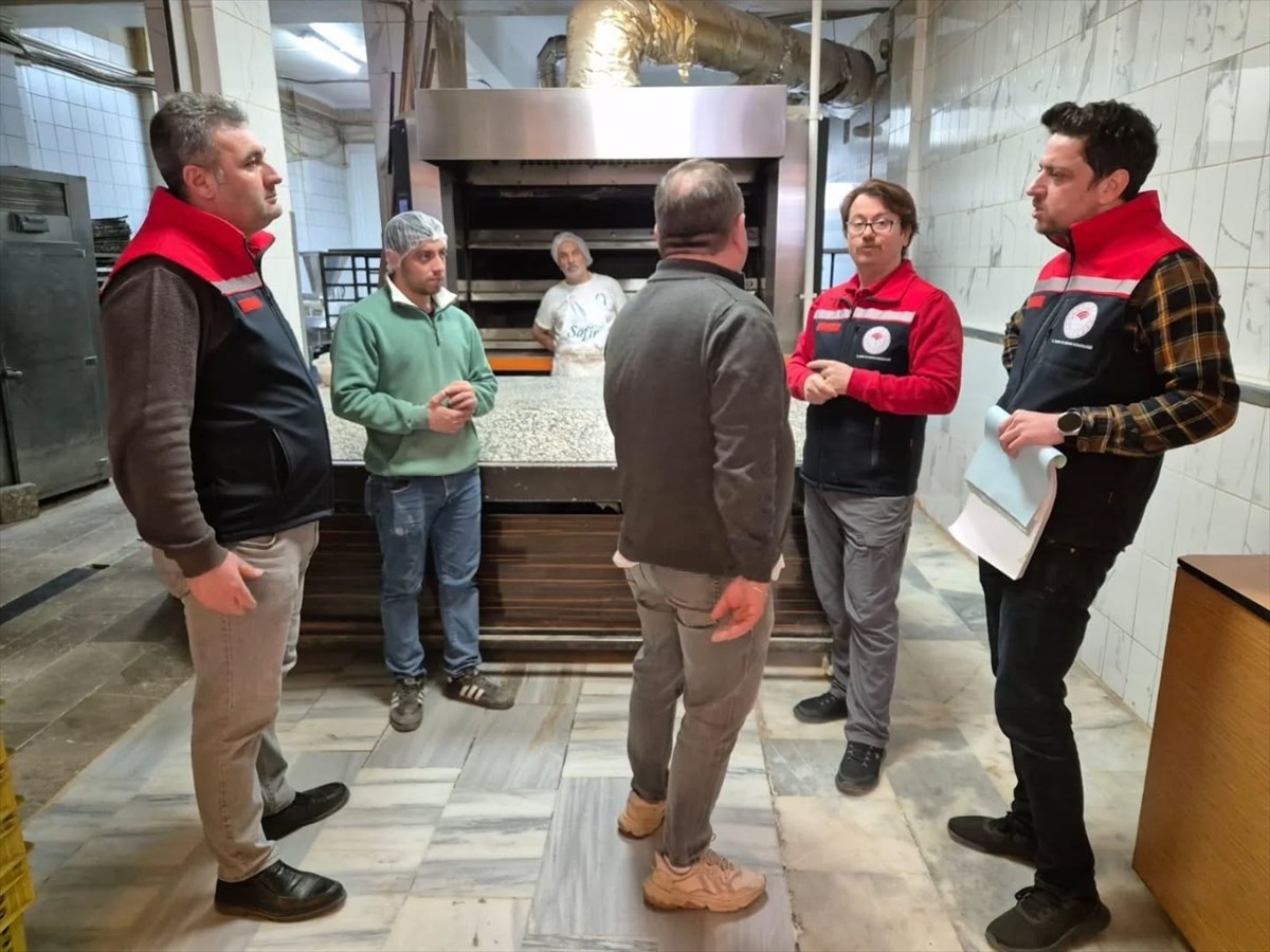 Edirne, Kırklareli ve Tekirdağ'da Tarım ve Orman Müdürlüğü ekipleri, fırın, pastane ve marketlerde...