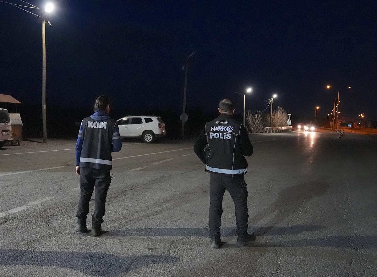 Erzurum Emniyet Müdürü Kadir Yırtar, bayram tatilini kentte geçirmek üzere il dışından gelecek...