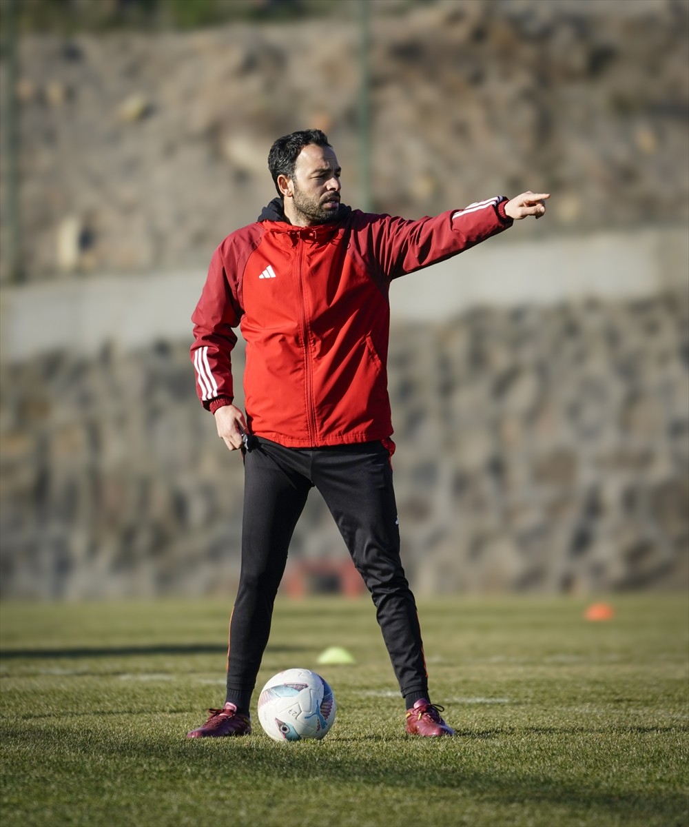 Gaziantep FK, Trendyol Süper Lig'in 27. haftasında konuk olacağı Beşiktaş maçının hazırlıklarına...