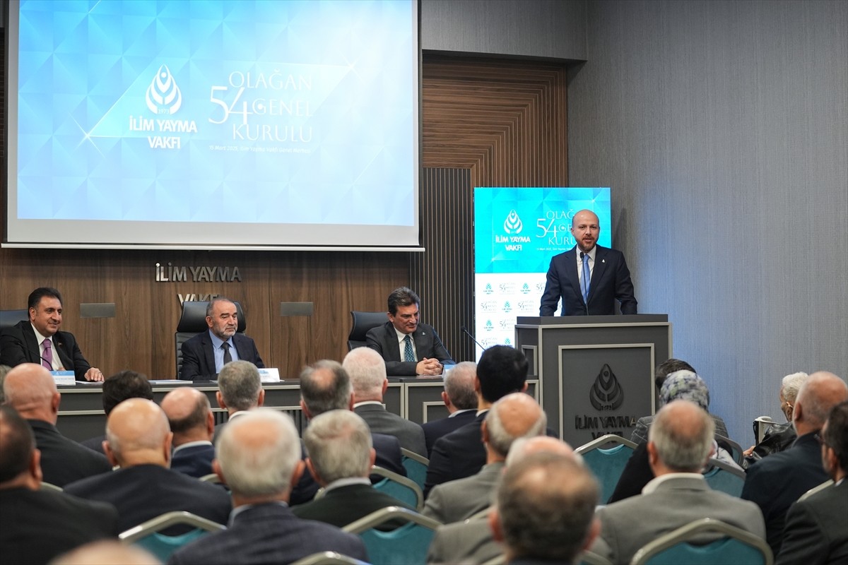 İlim Yayma Vakfı 54. Olağan Genel Kurulu Toplantısı, İstanbul'da gerçekleştirildi. İlim Yayma...