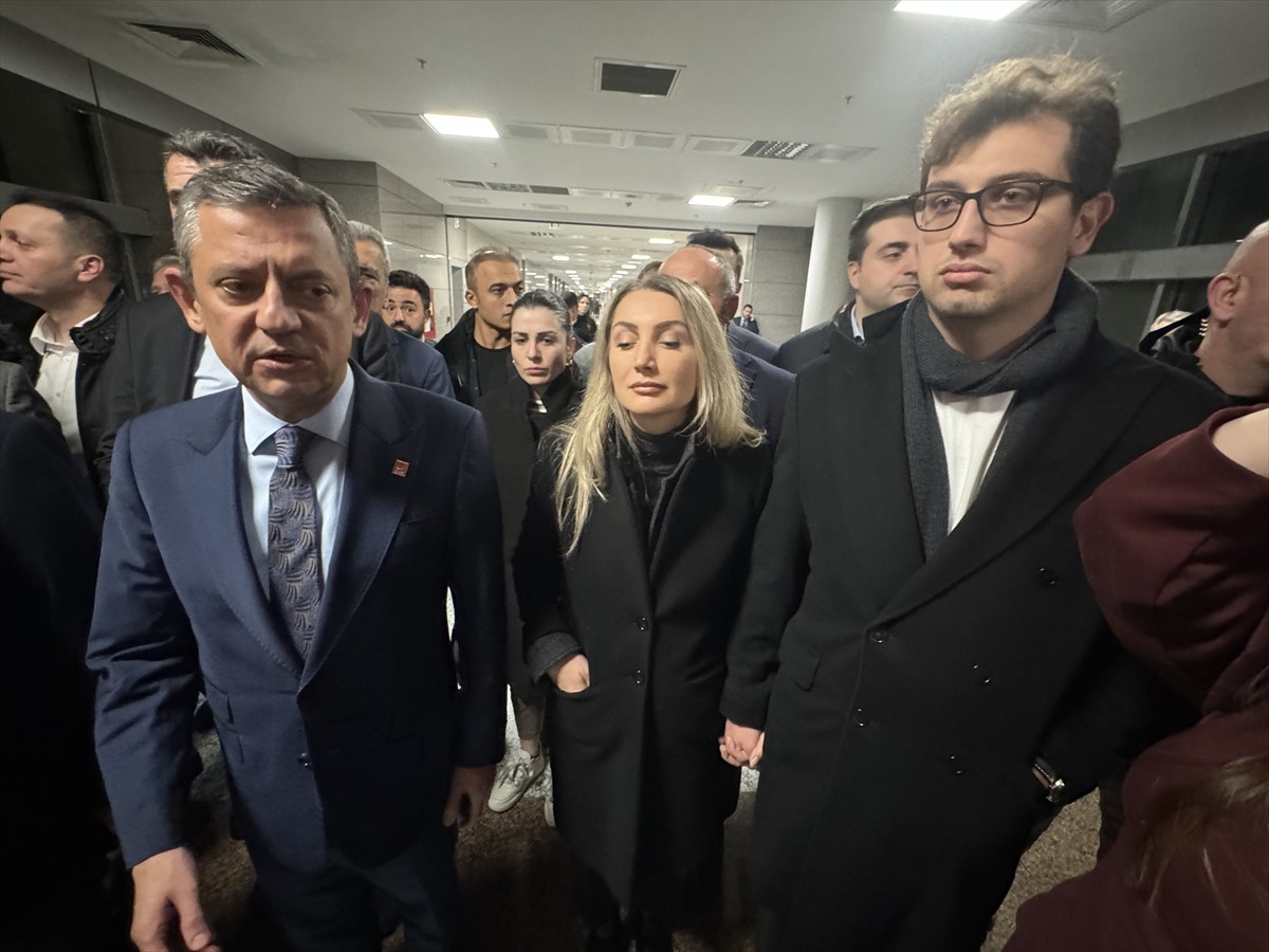 İstanbul Büyükşehir Belediye (İBB) Başkanı Ekrem İmamoğlu'nun, İBB'ye yönelik soruşturmalar...