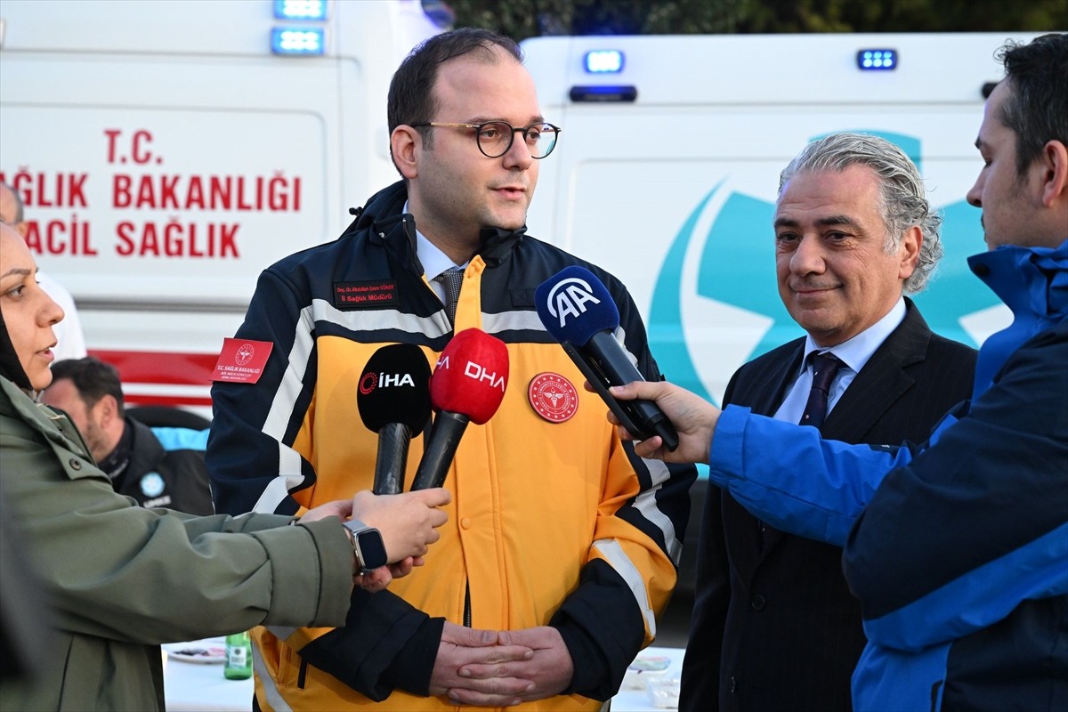 İstanbul İl Sağlık Müdürlüğü 112 Acil Sağlık ekipleri, iftar programında bir araya geldi. Bakırköy...