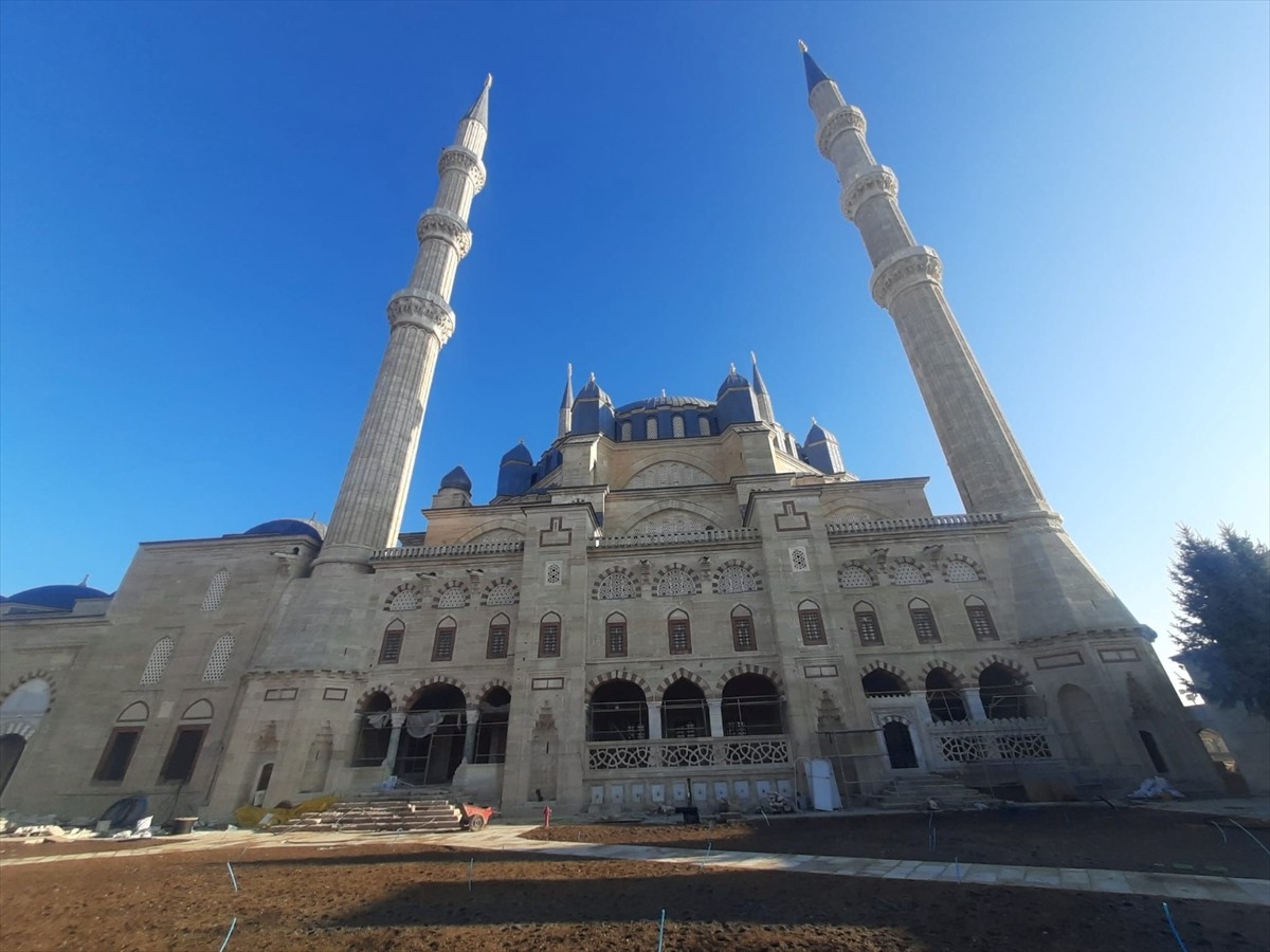 Kültür ve Turizm Bakanı Mehmet Nuri Ersoy, Vakıflar Genel Müdürlüğünün, 6 Şubat 2023'teki...