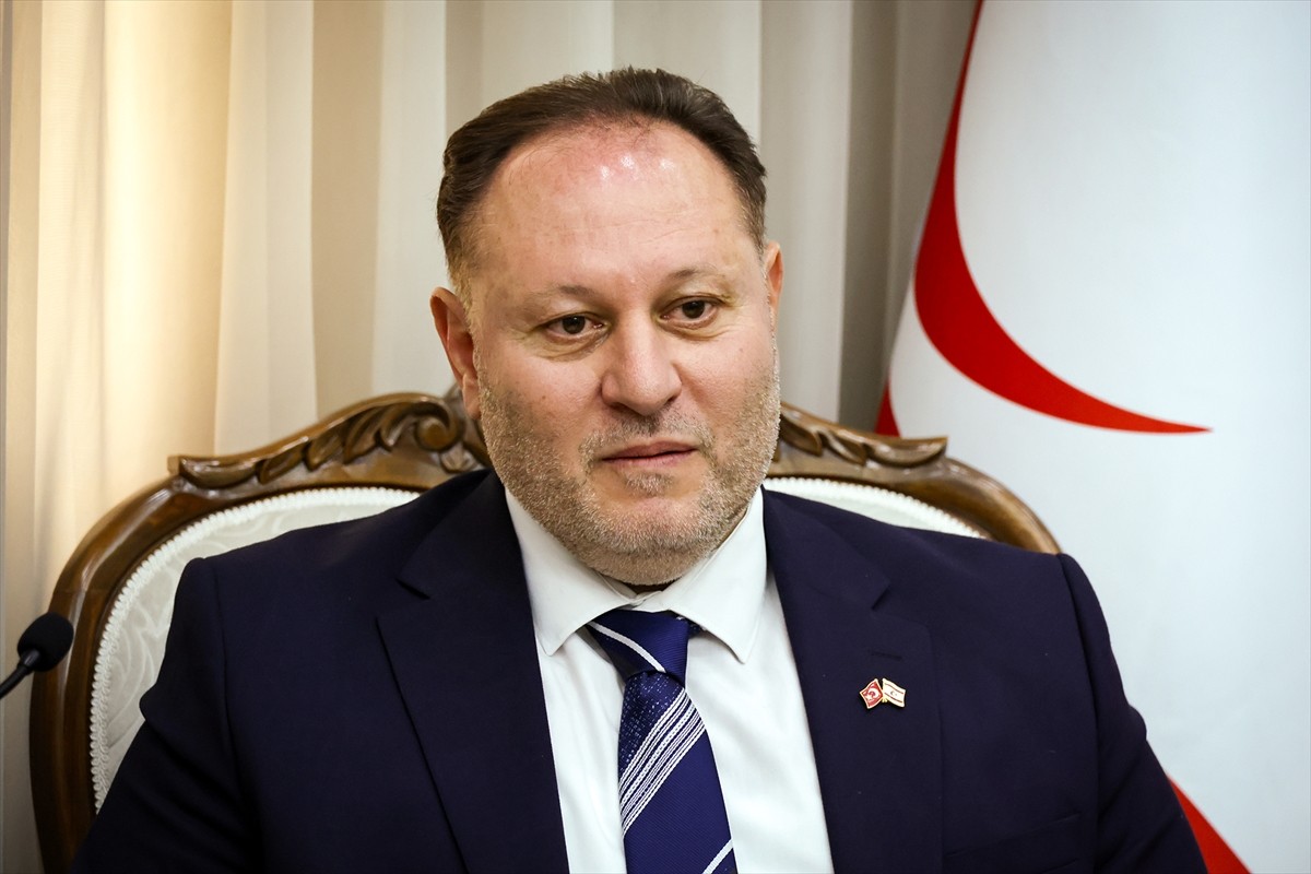 Kuzey Kıbrıs Türk Cumhuriyeti (KKTC) Cumhuriyet Meclisi Başkanı Ziya Öztürkler, Yunanistan'ın...