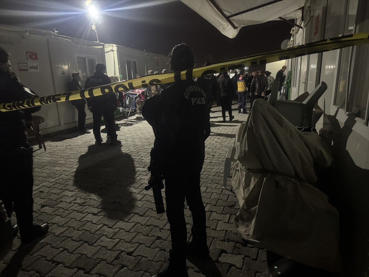 Malatya'da çıkan silahlı kavgada 1 kişi öldü.