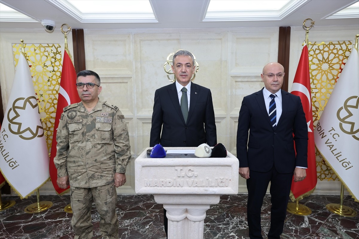 Mardin Valisi ve Büyükşehir Belediyesi Başkan Vekili Tuncay Akkoyun başkanlığında, Valilikte...