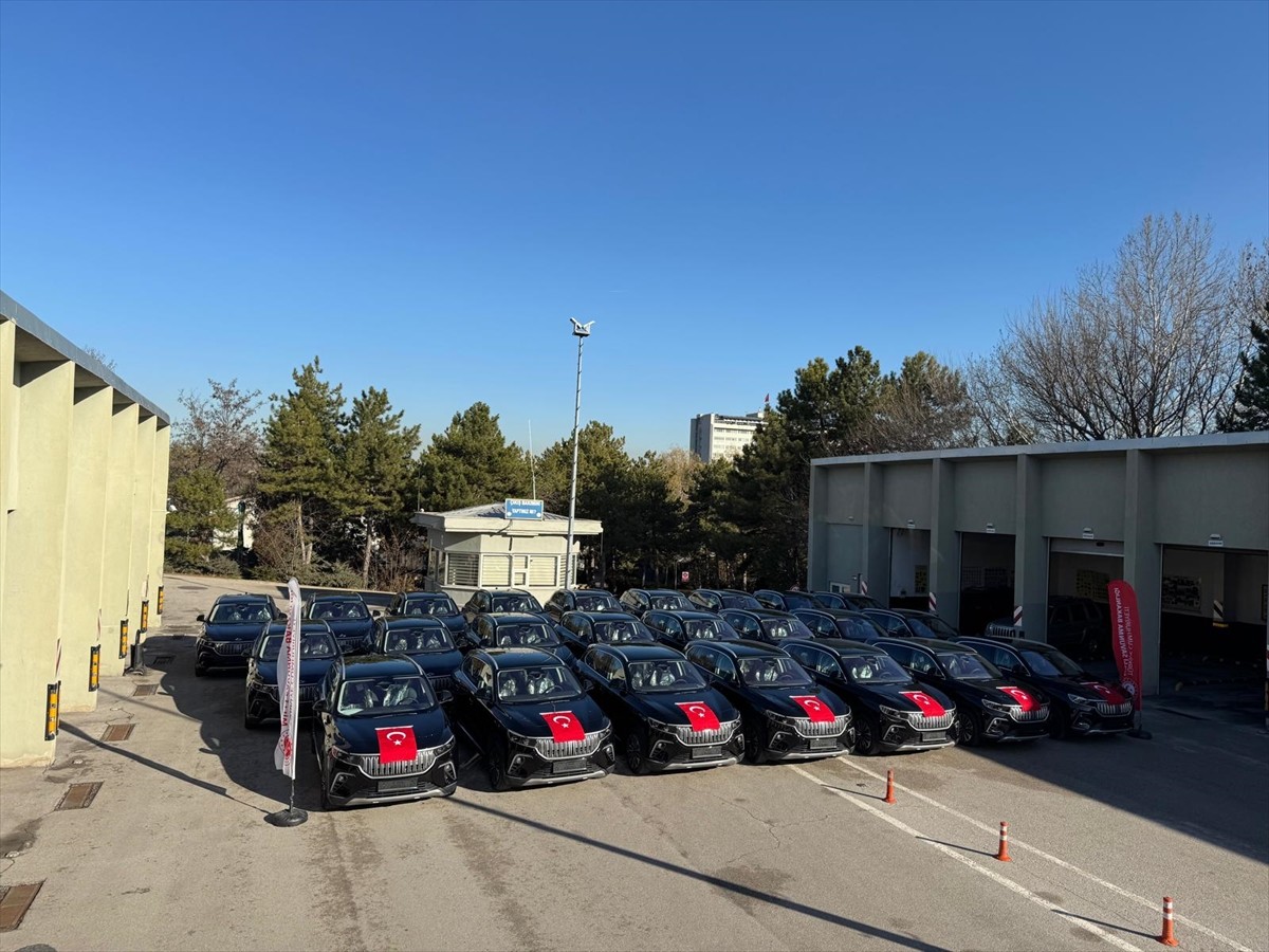 Milli Savunma Bakanlığının envanterine alınan Togg araçları, Genelkurmay Başkanlığı ile kuvvet...