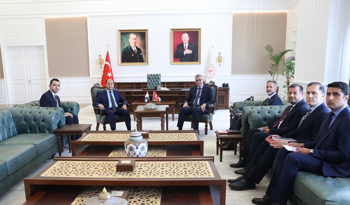 Sağlık Bakanı Kemal Memişoğlu, Mısır'ın Ankara Büyükelçisi Amr Elhamamy ve beraberindeki heyeti...