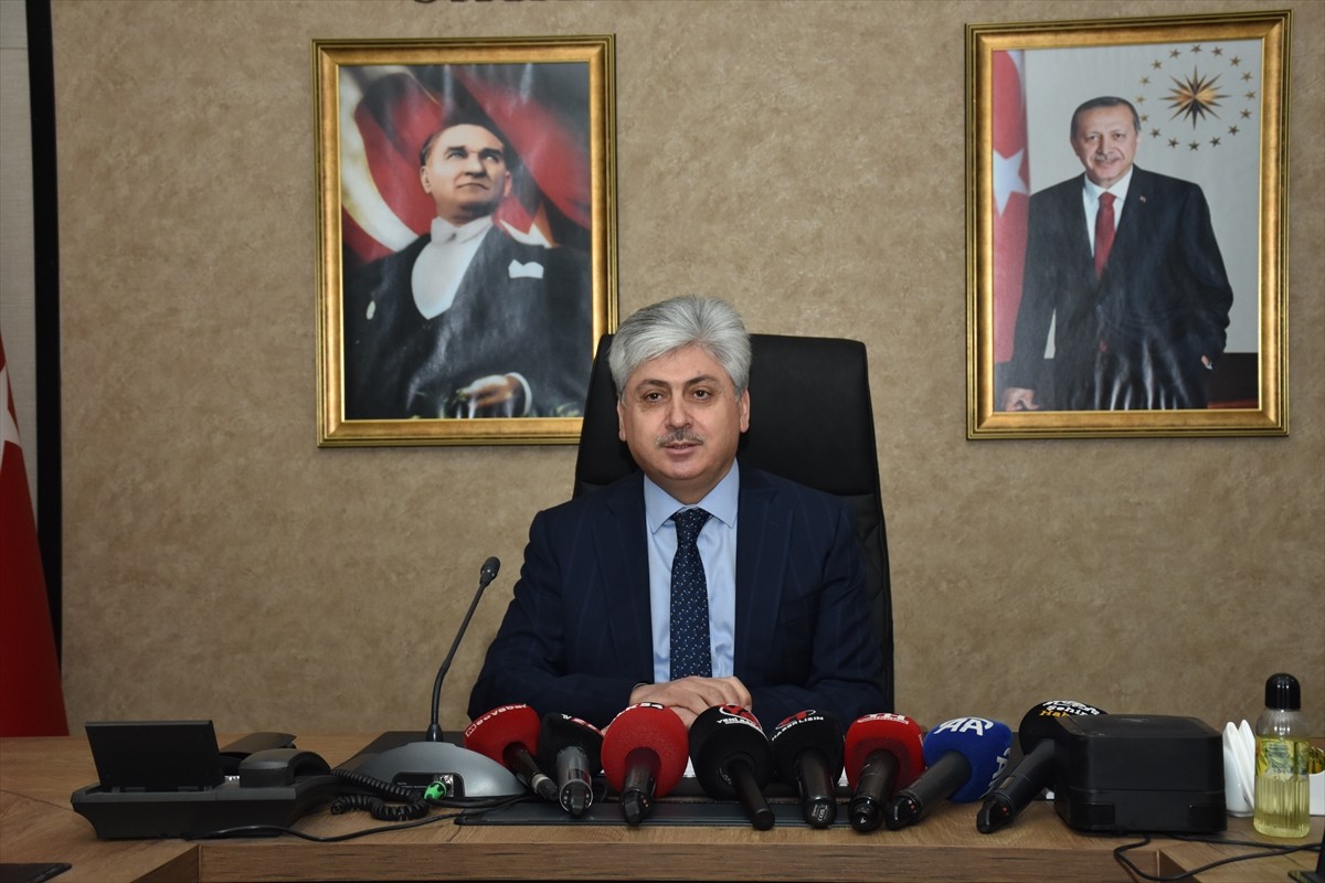 Sakarya Valisi Rahmi Doğan, Asayiş ve Güvenlik Bilgilendirme Toplantısı'nda 1-28 Şubat'ta kentte...