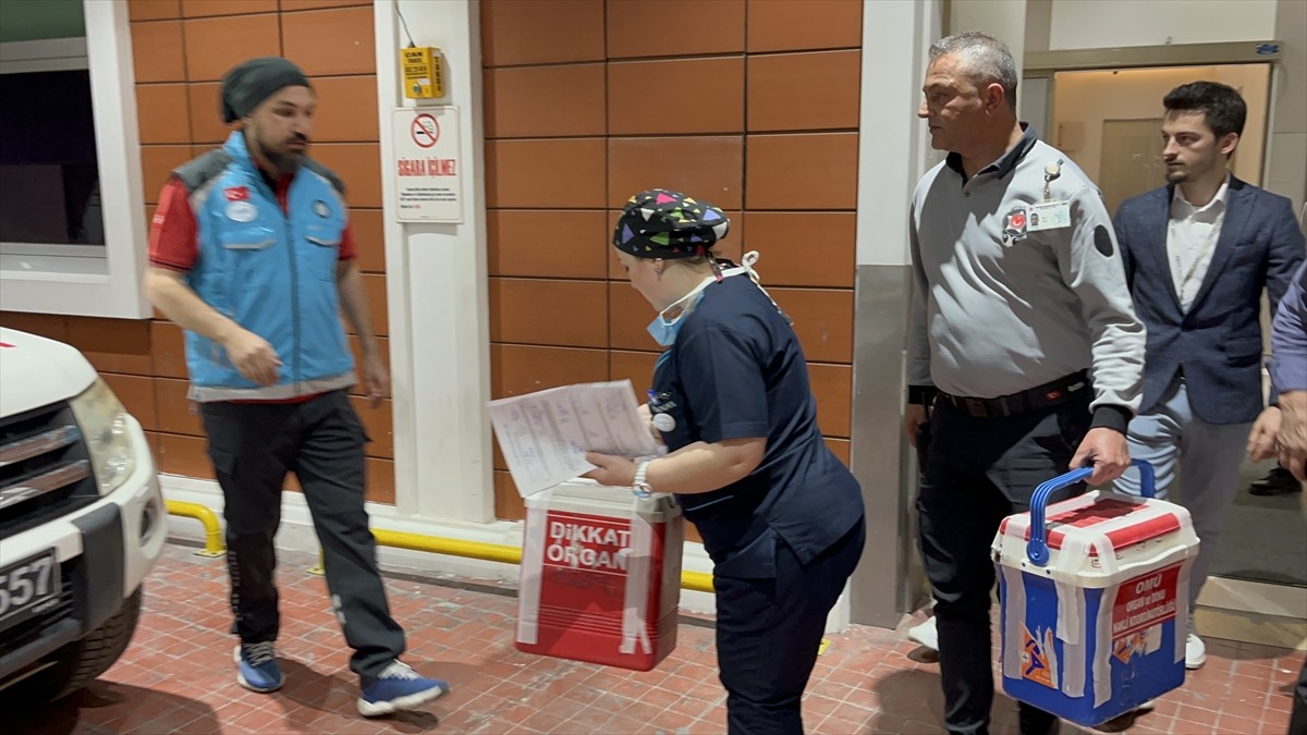 Samsun'da tedavi gördüğü hastanede beyin ölümü gerçekleşen 53 yaşındaki kişinin bağışlanan...