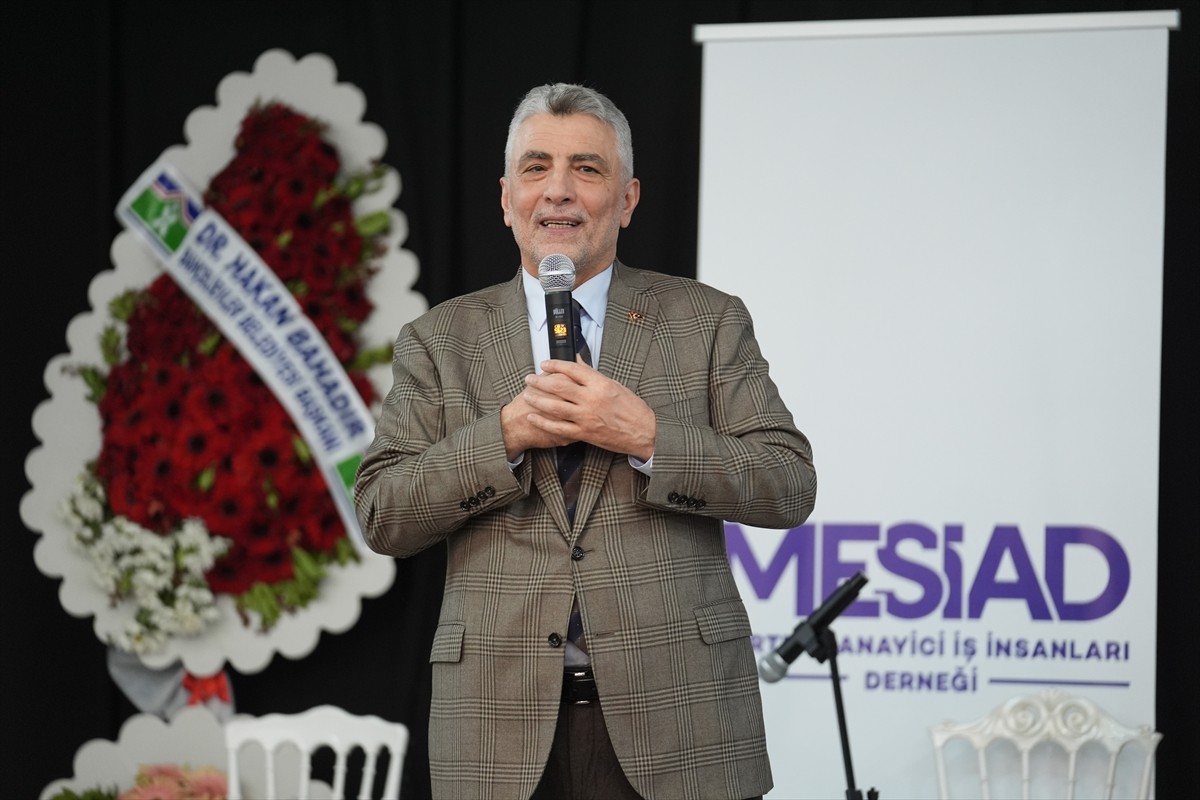 Ticaret Bakanı Ömer Bolat, Merter Sanayici ve İş İnsanları Derneği (MESİAD) tarafından düzenlenen...