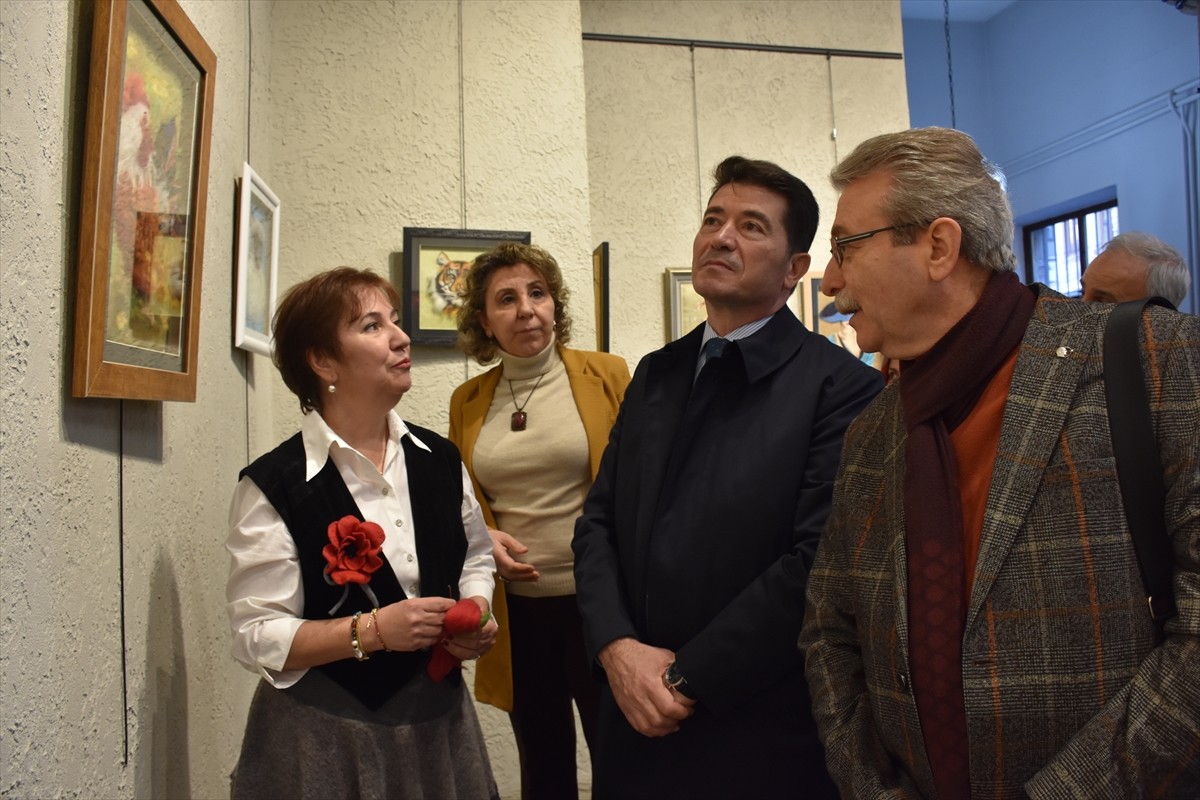 Trabzon'da 8 Mart Dünya Kadınlar Günü dolayısıyla "Zanaattan Sanata Keçe" isimli sergi açıldı....