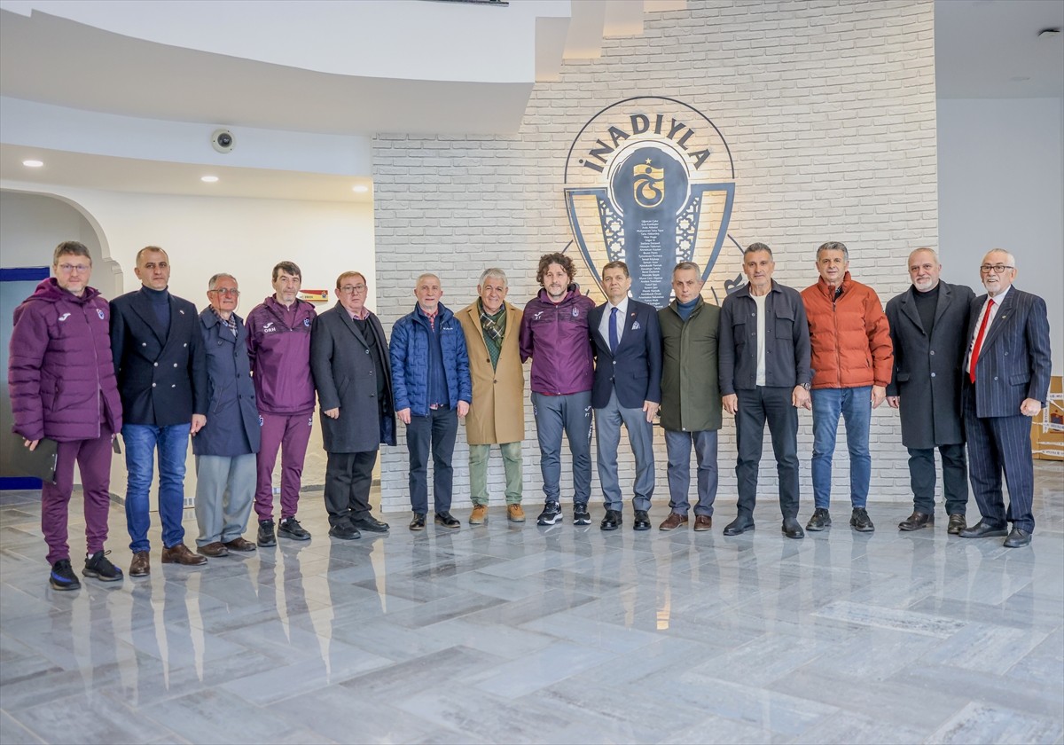 Trabzonspor'un kurulları, bordo-mavili takımda teknik direktörlük görevine getirilen Fatih...