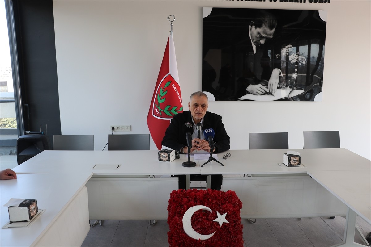 Trendyol Süper Lig ekiplerinden Atakaş Hatayspor'un kulüp başkanı Hikmet Çinçin, Antakya Ticaret...