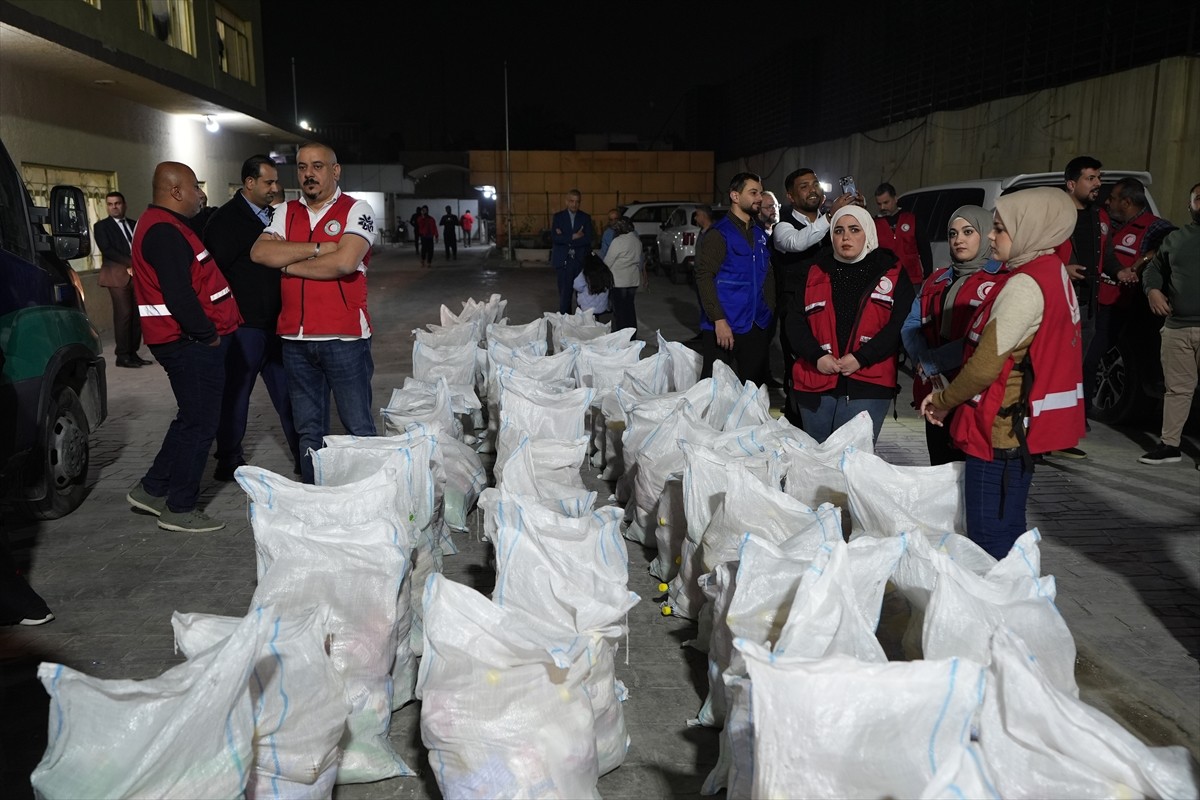 Türk Kızılayı Irak Delegasyonu tarafından Bağdat’ta yurtta kalan üniversite öğrencilerine ramazan...