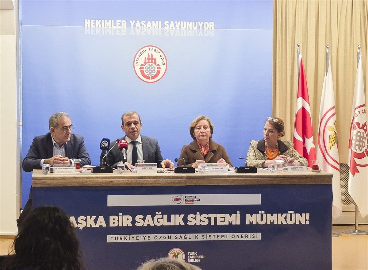 Türk Tabipleri Birliği (TTB), "14 Mart Tıp Bayramı" kapsamında İstanbul Tabip Odasının...