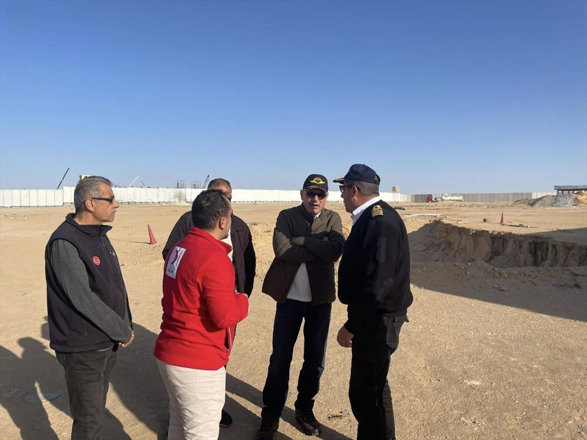 Türkiye'nin Kahire Büyükelçiliği, Gazze Şeridi'nin Mısır ile olan sınır kapısının açılması...