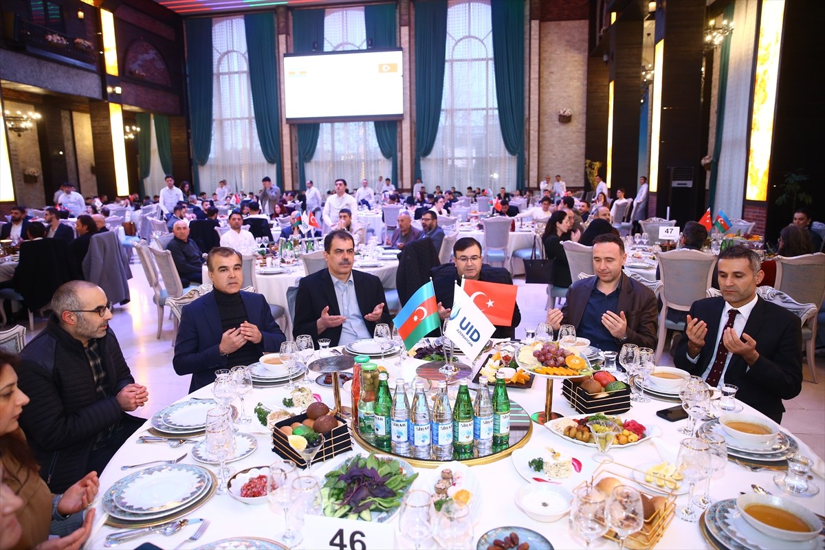 Uluslararası Demokratlar Birliği (UID) Azerbaycan Bölge Başkanlığınca Bakü'de iftar programı...