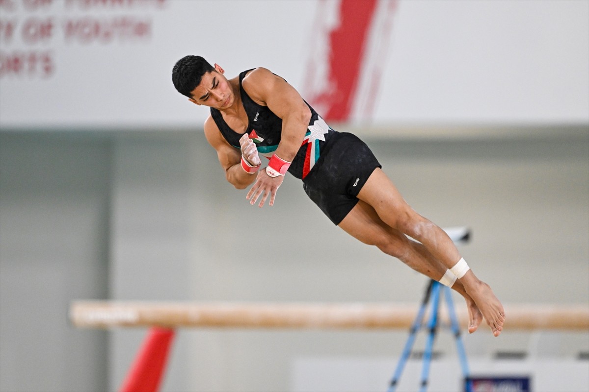 Vestel'in sponsorluğunda Antalya İbrahim Çolak Cimnastik Salonu'nda düzenlenen Artistik Cimnastik...