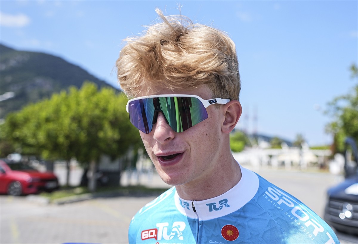 60. Cumhurbaşkanlığı Türkiye Bisiklet Turu'nun ikinci etabını kazanan Alpecin-Deceuninck...