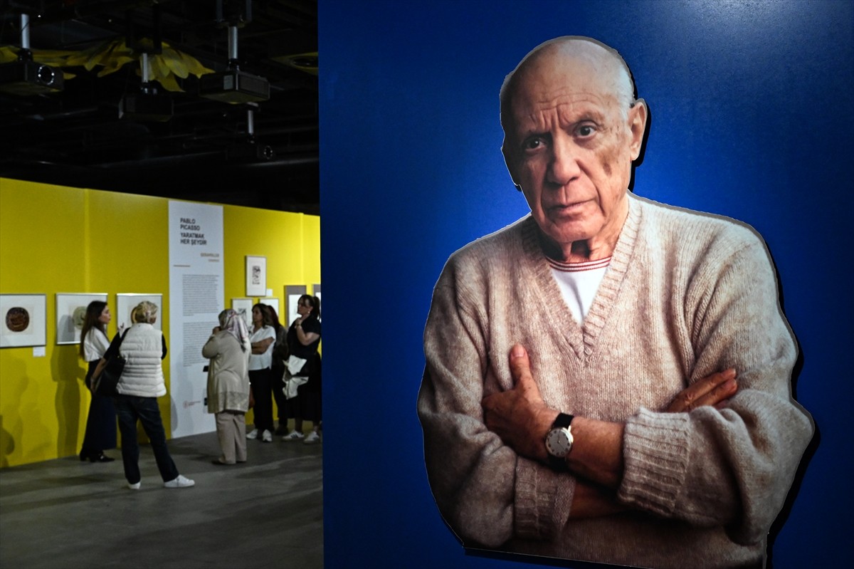 Adana'da, "Türkiye Kültür Yolu Festivali" kapsamında açılan "Pablo Picasso: Yaratılış Her Şeydir"...