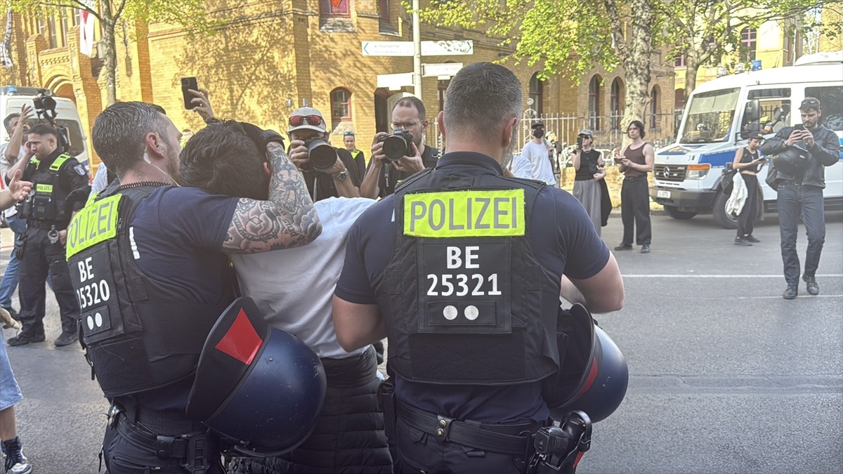 Almanya'nın başkenti Berlin'deki Humboldt Üniversitesinin Emil Fischer Anfi Salonu'nun bulunduğu...