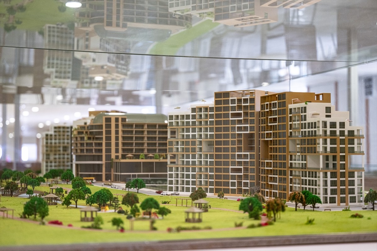 Ankara Güdül'de Türkiye'nin ilk "Yapay Zeka Şehri"nin tanıtım toplantısı gerçekleştirildi....