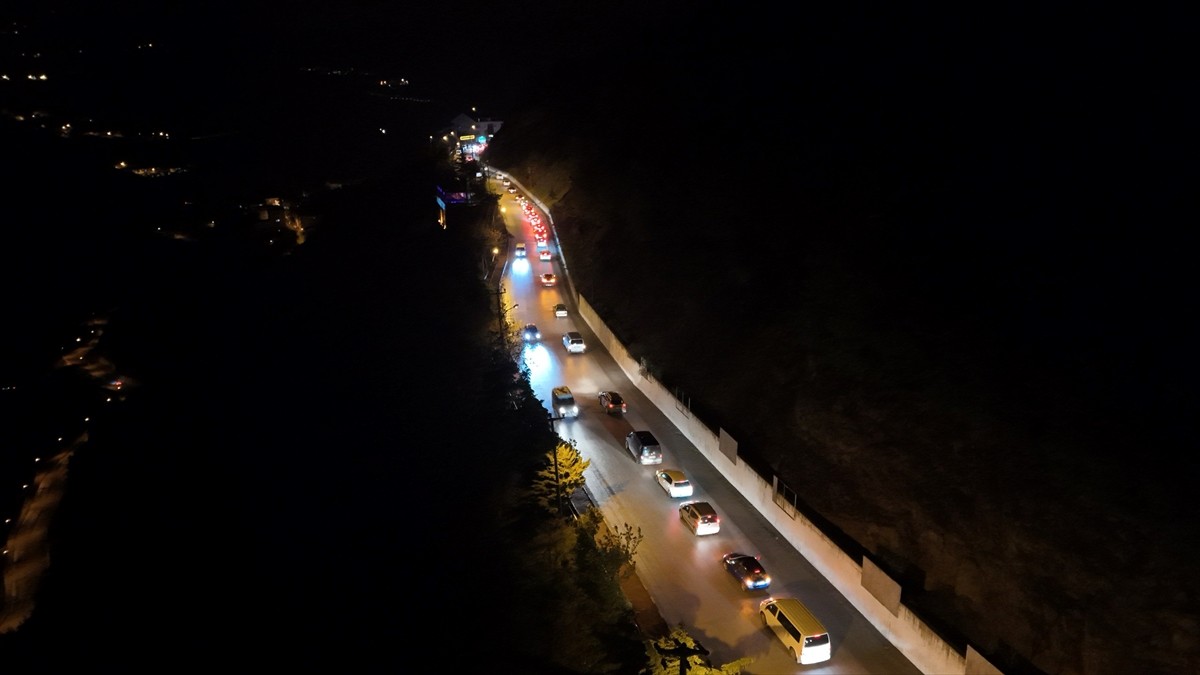 Artvin'de, İsrail'in Gazze'ye yönelik saldırılarını protesto etmek ve zulme dikkati çekmek...