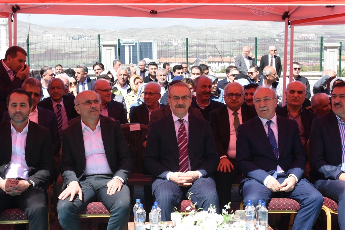 Asrın felaketi" olarak nitelenen Kahramanmaraş merkezli 6 Şubat 2023'teki depremlerden etkilenen...