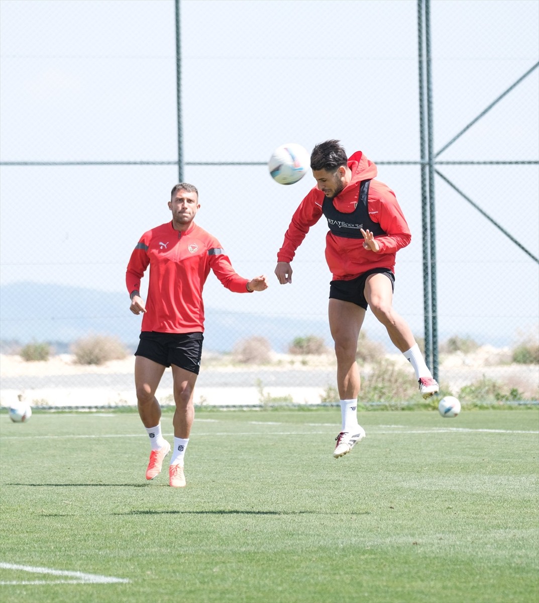 Atakaş Hatayspor, Trendyol Süper Lig'in 31. haftasında deplasmanda Gaziantep FK ile yapacağı maçın...