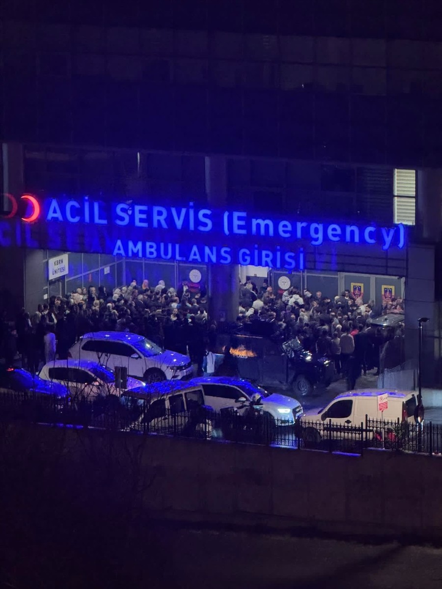 Beyoğlu Hacı Ahmet Mahallesi'nde 31 Mart'ta babasına ait 06 AER 753 plakalı hafif ticari aracı...