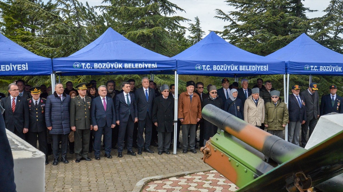 Bilecik'in Bozüyük ilçesinde, İkinci İnönü Zaferi'nin 104'üncü yıl dönümü dolayısıyla...