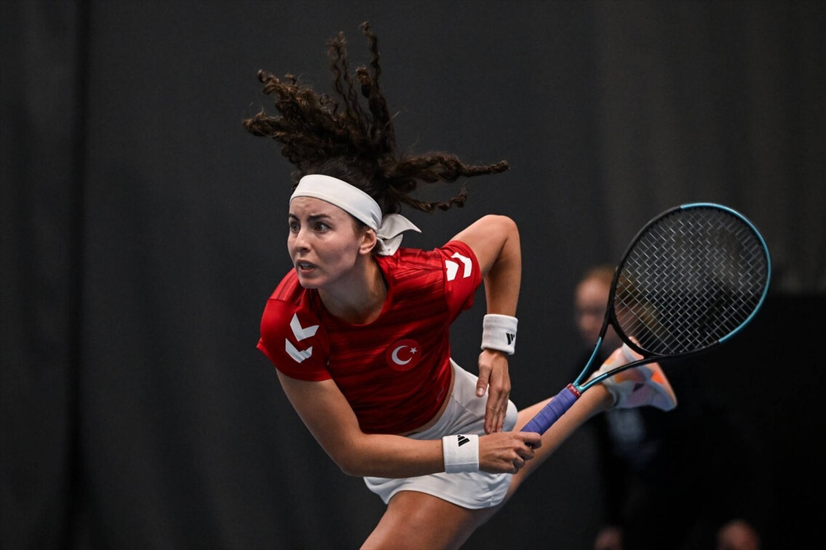 Billie Jean King Kupası'nda Macaristan'ı 2-0 yenen A Milli Kadın Tenis Takımı, tarihinde ilk kez...