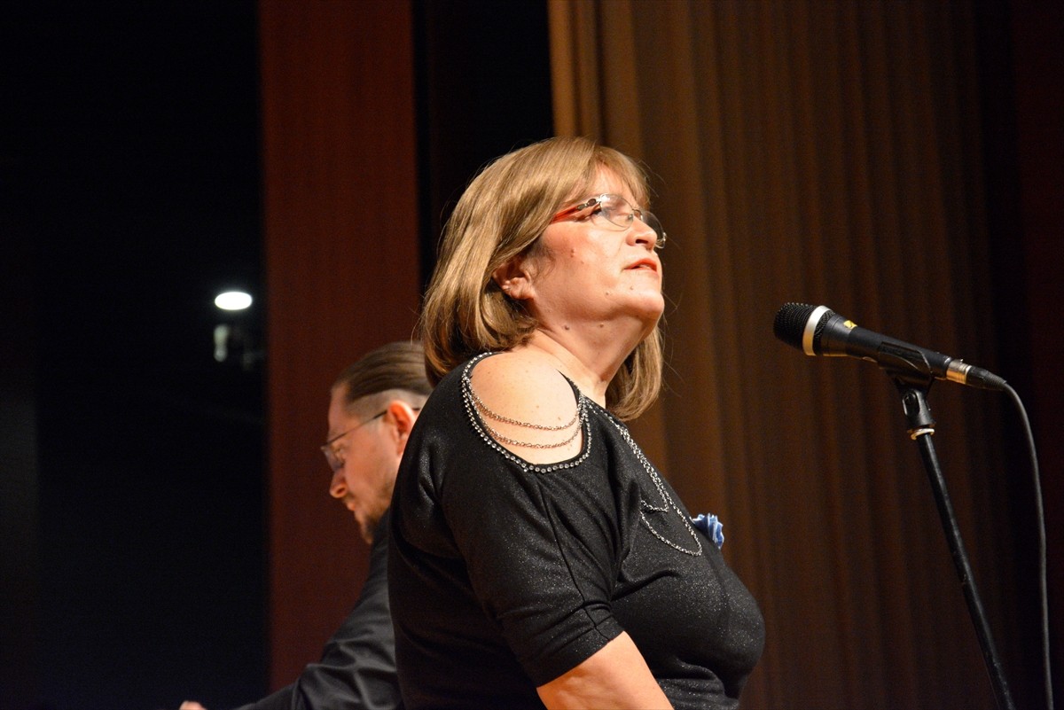 Bursa Kırım Türkleri Kültür ve Dayanışma Derneği tarafından organize edilen "Kırım Şarkıları ve...