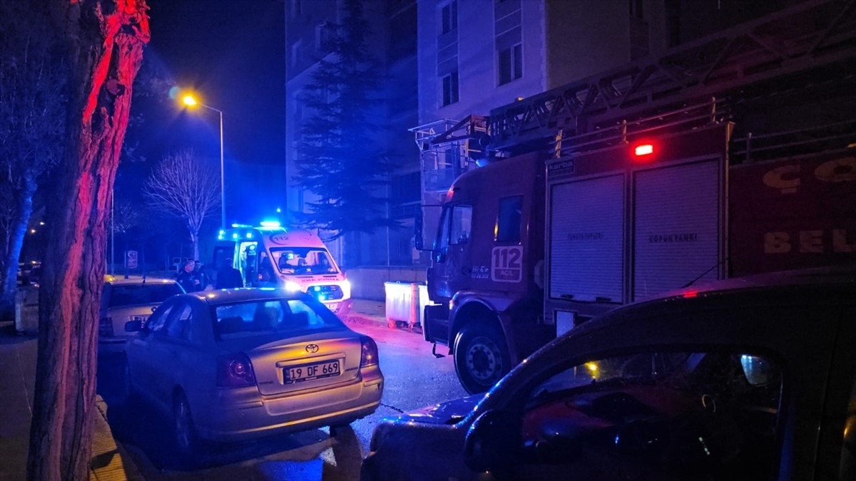 Çorum'da intihar edeceğini ima ederek arkadaşına veda mesajı gönderen kişinin evine kısa sürede...