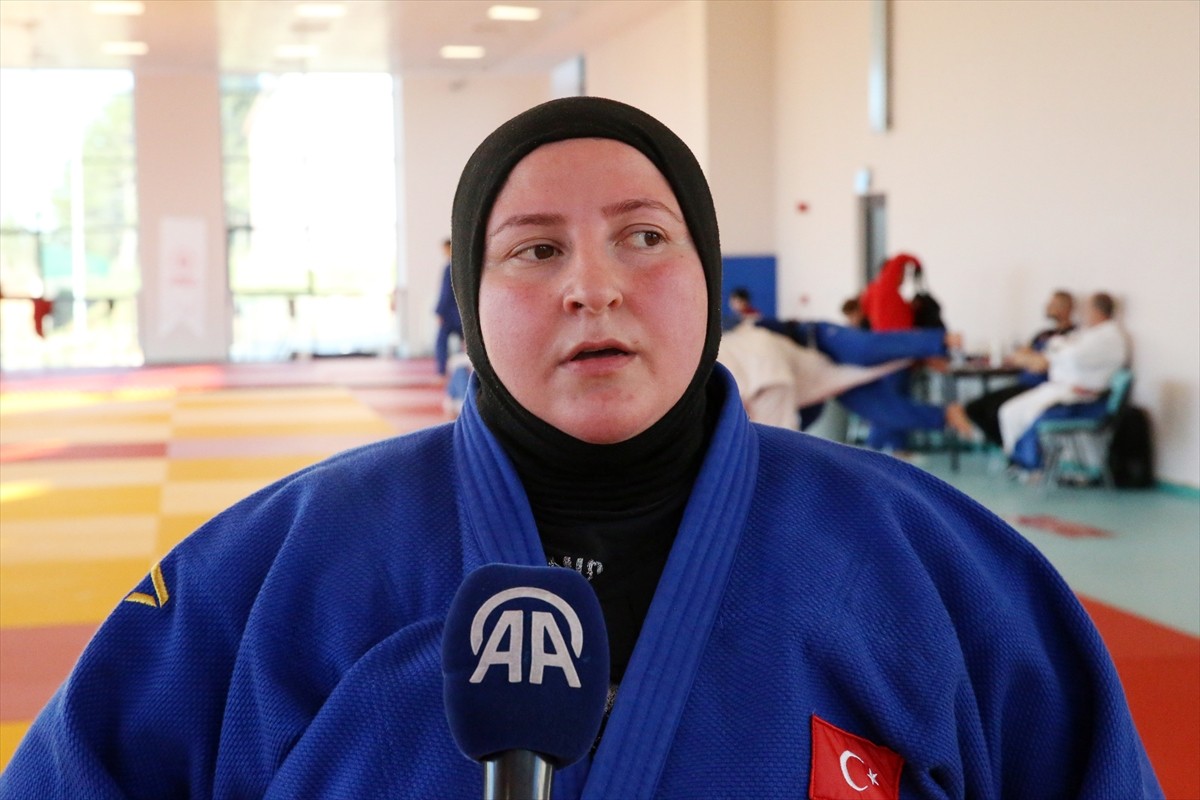 Cumhurbaşkanı Recep Tayyip Erdoğan'ın tavsiyesi ile döndüğü judoda Paris 2024 Paralimpik...