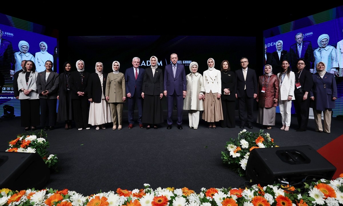 Cumhurbaşkanı Recep Tayyip Erdoğan, İstanbul'daki Atatürk Kültür Merkezi'nde (AKM) düzenlenen...