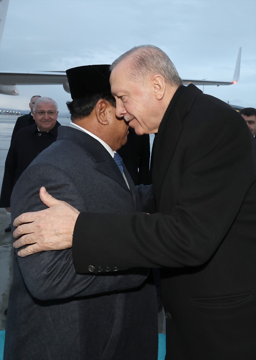 Cumhurbaşkanı Recep Tayyip Erdoğan, Türkiye'yi ziyaret eden Endonezya Cumhurbaşkanı Prabowo...