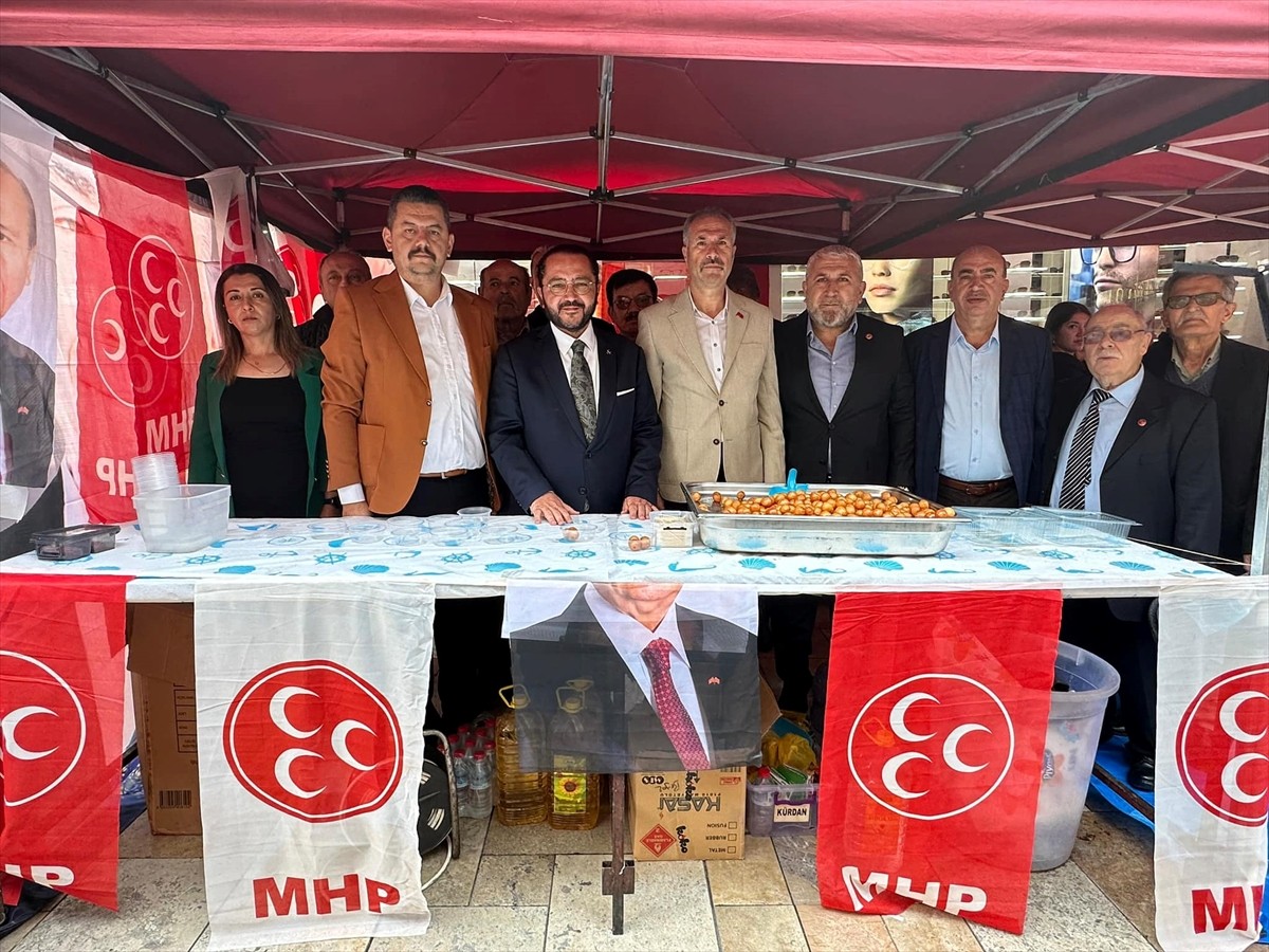 Denizli'de, ülkücü hareketin lideri ve MHP'nin Kurucu Genel Başkanı Alparslan Türkeş'in vefatının...