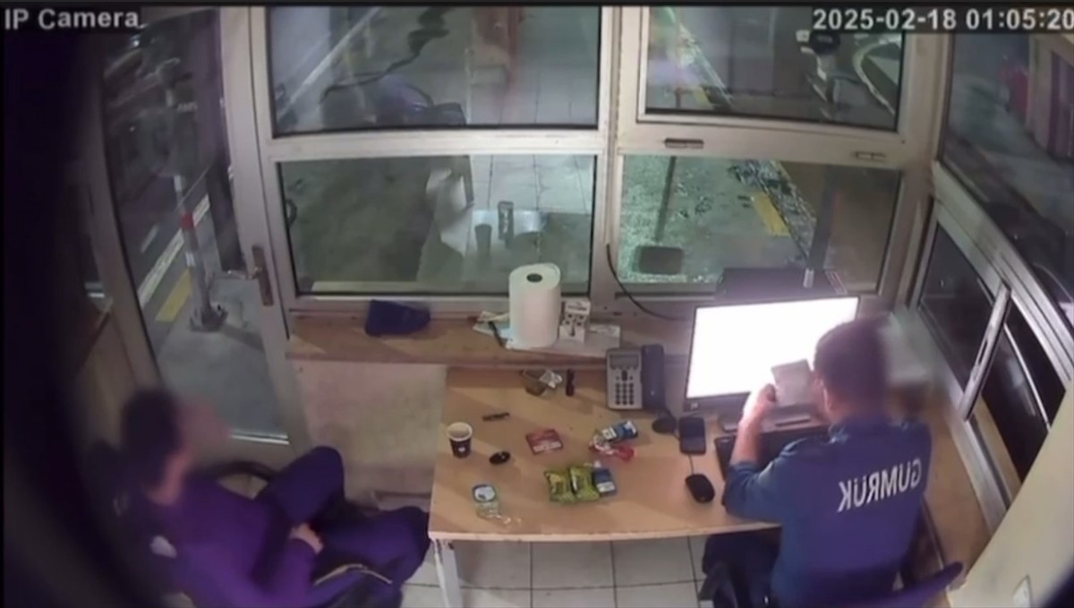 Edirne Cumhuriyet Başsavcılığı koordinesinde, Kapıkule Sınır Kapısı'nda görevli gümrük muhafaza...