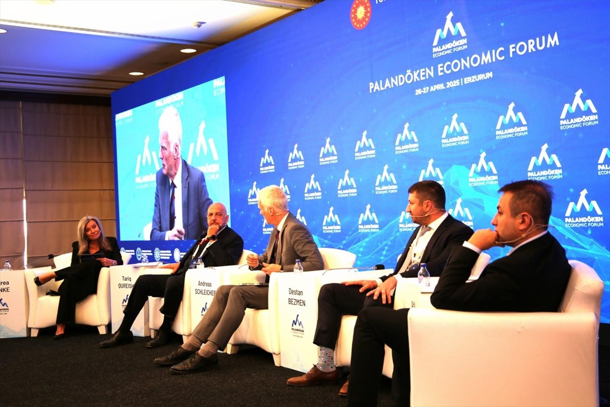 Ekonomik İşbirliği Teşkilatı (EİT) tarafından "2025 Turizm Başkenti" ilan edilen Erzurum'da ilk...