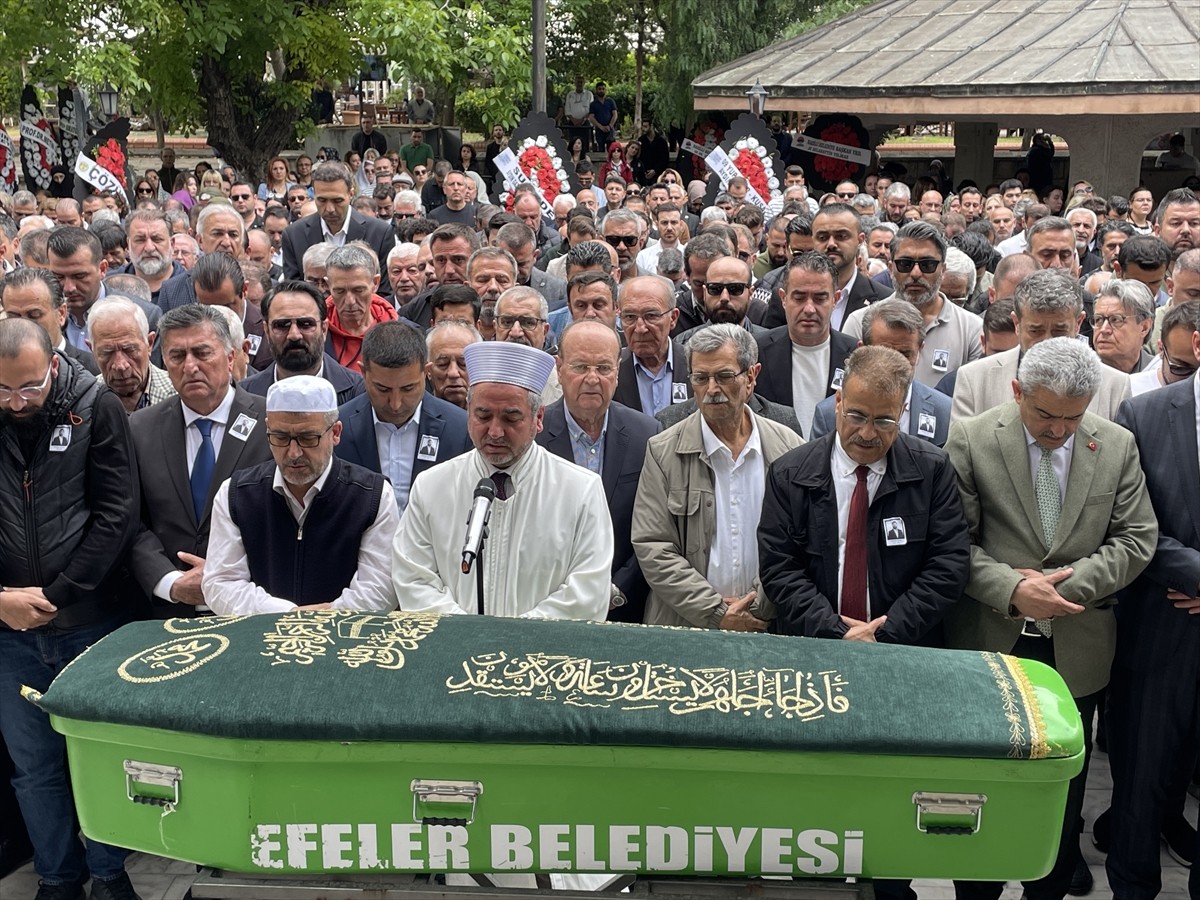 Geçirdiği kalp krizi sonucu yaşamını yitiren Aydın Gazeteciler Cemiyeti Başkanı ve Aydınpost Genel...