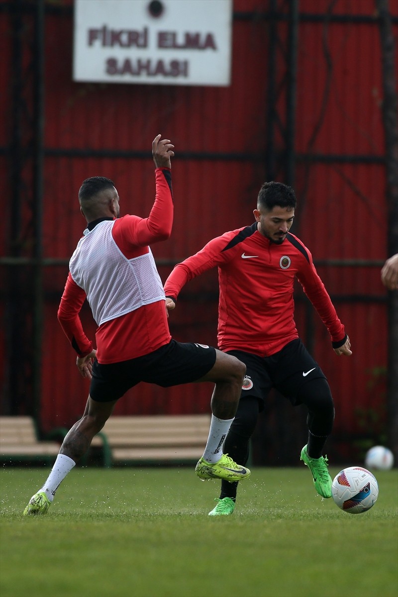 Gençlerbirliği, Trendyol 1. Lig'in 32. haftasında MKE Ankaragücü ile oynayacağı maçın...